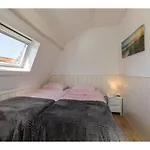 Lovely Holiday Home Near Center Of Domburg