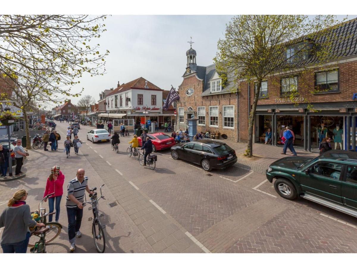 Vakantiehuis Lovely Near Center Of Domburg